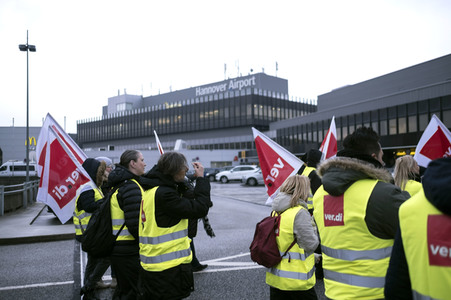 Verdi Warnstreik des Sicherheitspersonals am Flughafen Hannover