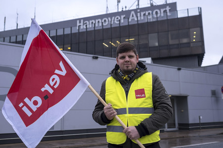 Verdi Warnstreik des Sicherheitspersonals am Flughafen Hannover
