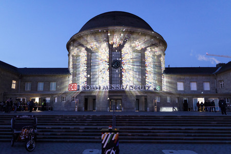 Start der Lichtinstallation zur Hauptrunde der Handball-WM in Köln