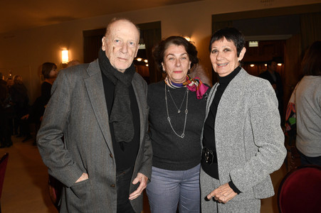 Theaterpremiere 'Hase Hase' in Berlin