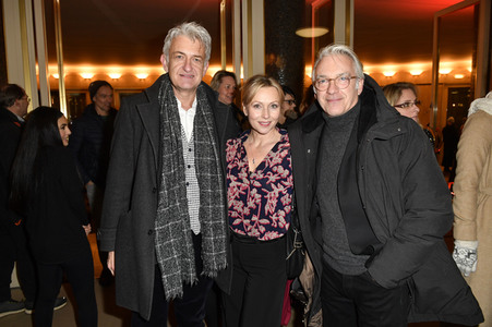 Theaterpremiere 'Hase Hase' in Berlin