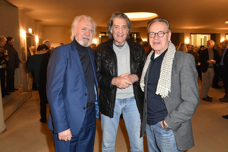 Theaterpremiere 'Hase Hase' in Berlin