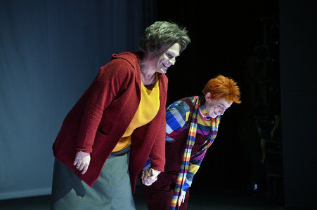 Theaterpremiere 'Hase Hase' in Berlin