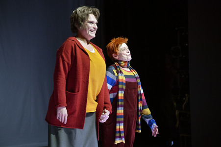 Theaterpremiere 'Hase Hase' in Berlin