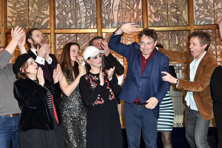 Theaterpremiere 'Hase Hase' in Berlin