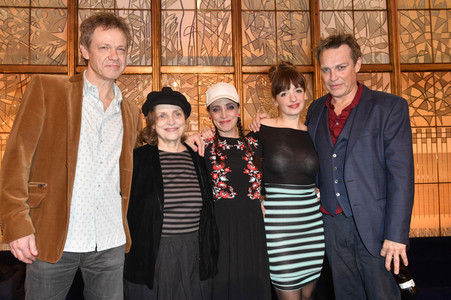 Theaterpremiere 'Hase Hase' in Berlin