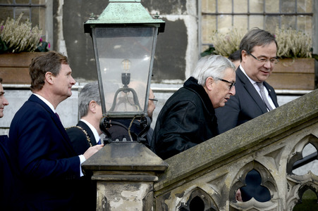 Erneuerung des deutsch-französischen Freundschaftsvertrages in Aachen