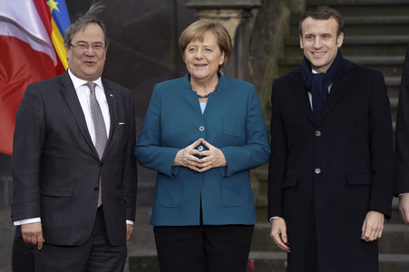 Erneuerung des deutsch-französischen Freundschaftsvertrages in Aachen