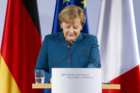 Erneuerung des deutsch-französischen Freundschaftsvertrages in Aachen