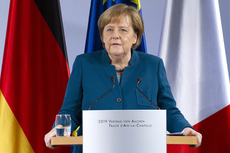 Erneuerung des deutsch-französischen Freundschaftsvertrages in Aachen