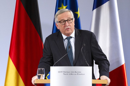 Erneuerung des deutsch-französischen Freundschaftsvertrages in Aachen