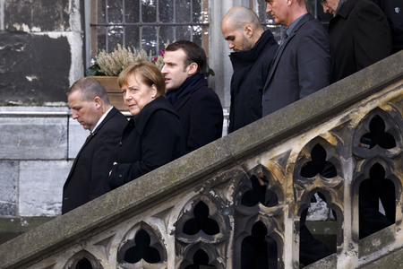 Erneuerung des deutsch-französischen Freundschaftsvertrages in Aachen