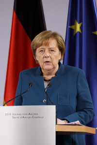 Erneuerung des deutsch-französischen Freundschaftsvertrages in Aachen