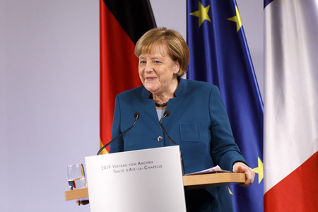Erneuerung des deutsch-französischen Freundschaftsvertrages in Aachen