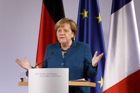 Erneuerung des deutsch-französischen Freundschaftsvertrages in Aachen
