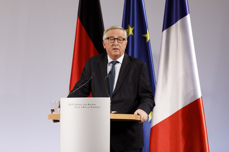 Erneuerung des deutsch-französischen Freundschaftsvertrages in Aachen