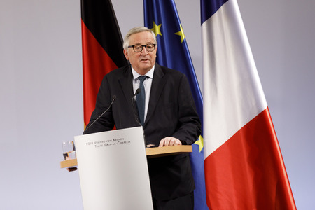 Erneuerung des deutsch-französischen Freundschaftsvertrages in Aachen