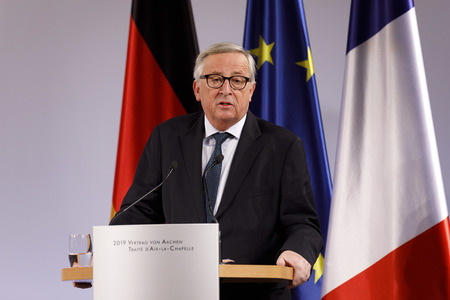 Erneuerung des deutsch-französischen Freundschaftsvertrages in Aachen