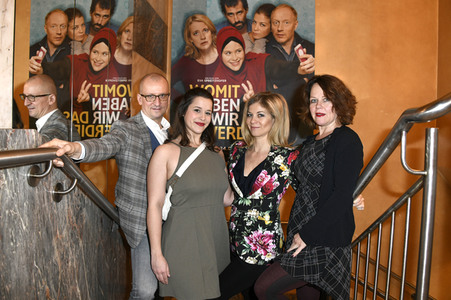 Filmpremiere 'Womit haben wir das verdient?' in München