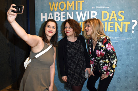 Filmpremiere 'Womit haben wir das verdient?' in München