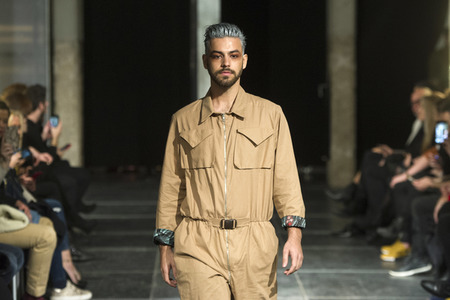 Eduardo Navarrete Fashion Show auf der Mercedes-Benz Fashion Week Madrid Herbst/Winter 2019