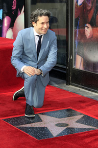 Gustavo Dudamel erhält einen Stern auf dem Hollywood Walk of Fame in Los Angeles