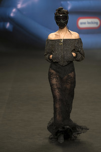 Ana Locking Fashion Show auf der Mercedes-Benz Fashion Week Madrid Herbst/Winter 2019