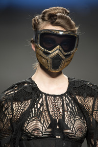 Ana Locking Fashion Show auf der Mercedes-Benz Fashion Week Madrid Herbst/Winter 2019