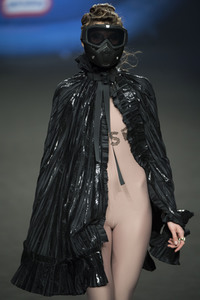 Ana Locking Fashion Show auf der Mercedes-Benz Fashion Week Madrid Herbst/Winter 2019