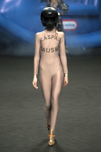 Ana Locking Fashion Show auf der Mercedes-Benz Fashion Week Madrid Herbst/Winter 2019