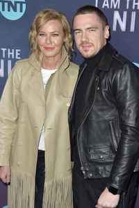 Serienpremiere 'I Am the Night' in Los Angeles