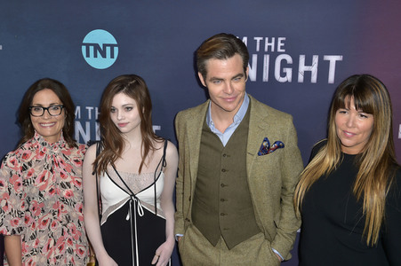 Serienpremiere 'I Am the Night' in Los Angeles