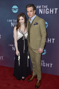 Serienpremiere 'I Am the Night' in Los Angeles