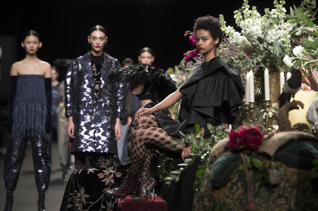Duyos Fashion Show auf der Mercedes-Benz Fashion Week Madrid Herbst/Winter 2019