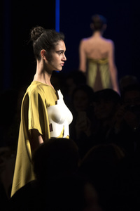 Ulises Mérida Fashion Show auf der Mercedes-Benz Fashion Week Madrid Herbst/Winter 2019