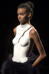 Ulises Mérida Fashion Show auf der Mercedes-Benz Fashion Week Madrid Herbst/Winter 2019