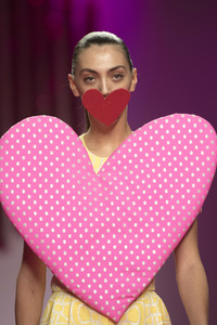 Agatha Ruiz de la Prada Fashion Show auf der Mercedes-Benz Fashion Week Madrid Herbst/Winter 2019