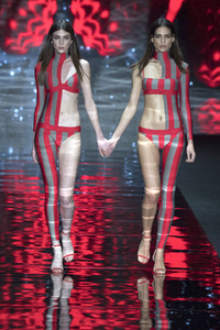 Andrés Sardá Fashion Show auf der Mercedes-Benz Fashion Week Madrid Herbst/Winter 2019