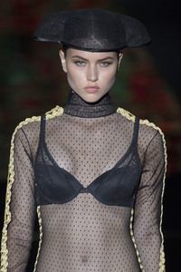 Andrés Sardá Fashion Show auf der Mercedes-Benz Fashion Week Madrid Herbst/Winter 2019