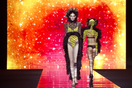 Andrés Sardá Fashion Show auf der Mercedes-Benz Fashion Week Madrid Herbst/Winter 2019