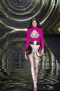 Andrés Sardá Fashion Show auf der Mercedes-Benz Fashion Week Madrid Herbst/Winter 2019
