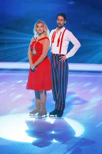 4. Live-Sendung der TV Show 'Dancing on Ice' in Köln