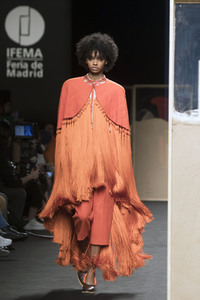 Beatriz Penalver Fashion Show auf der Mercedes-Benz Fashion Week Madrid Herbst/Winter 2019