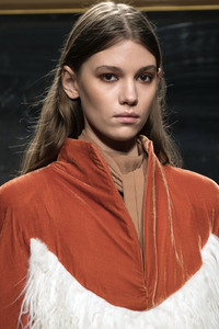 Beatriz Penalver Fashion Show auf der Mercedes-Benz Fashion Week Madrid Herbst/Winter 2019