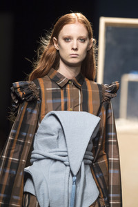 Beatriz Penalver Fashion Show auf der Mercedes-Benz Fashion Week Madrid Herbst/Winter 2019