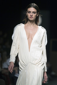 Beatriz Penalver Fashion Show auf der Mercedes-Benz Fashion Week Madrid Herbst/Winter 2019