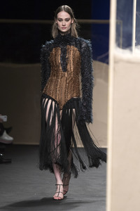 Beatriz Penalver Fashion Show auf der Mercedes-Benz Fashion Week Madrid Herbst/Winter 2019