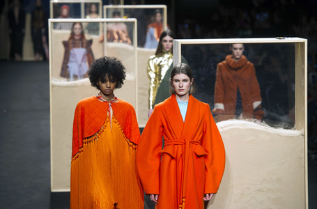 Beatriz Penalver Fashion Show auf der Mercedes-Benz Fashion Week Madrid Herbst/Winter 2019