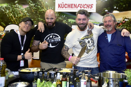 Show-Kochen auf der Tattoo Convention in Dresden