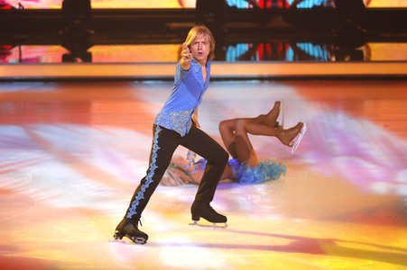 Halbfinale der TV Show 'Dancing on Ice' in Köln